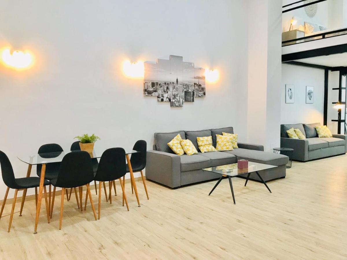 Modern & Spacious Apartment In Plaza De La Merced Málaga Extérieur photo