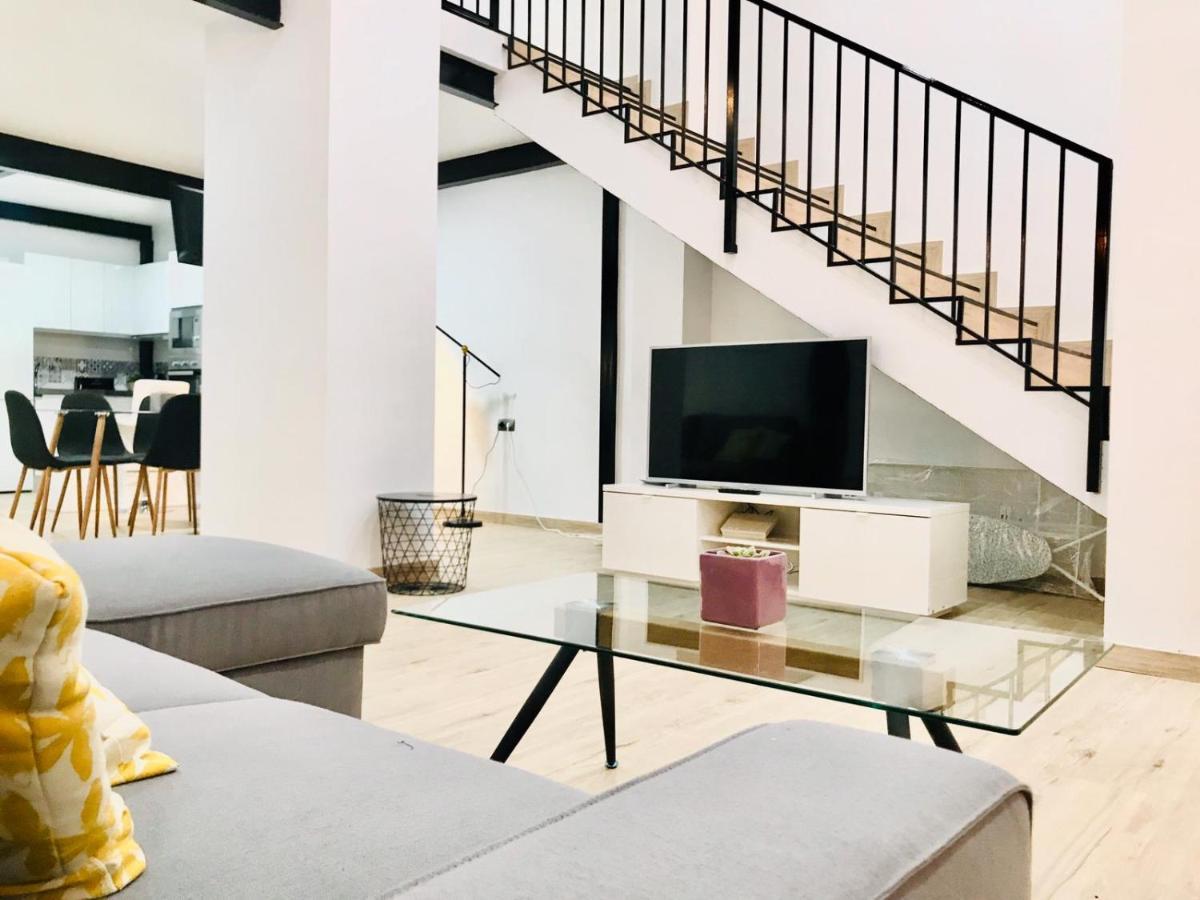 Modern & Spacious Apartment In Plaza De La Merced Málaga Extérieur photo