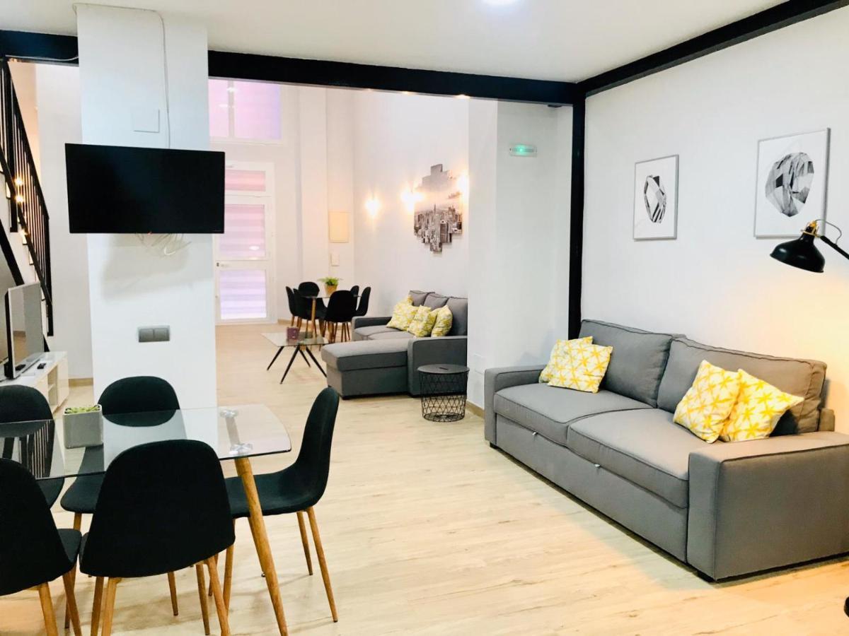 Modern & Spacious Apartment In Plaza De La Merced Málaga Extérieur photo